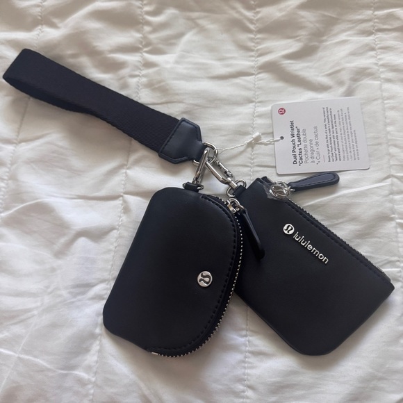 20🆕🌵 Lululemon Dual Pouch Wristlet Cactus Leather Alternative - Black Silver - Picture 3 of 6